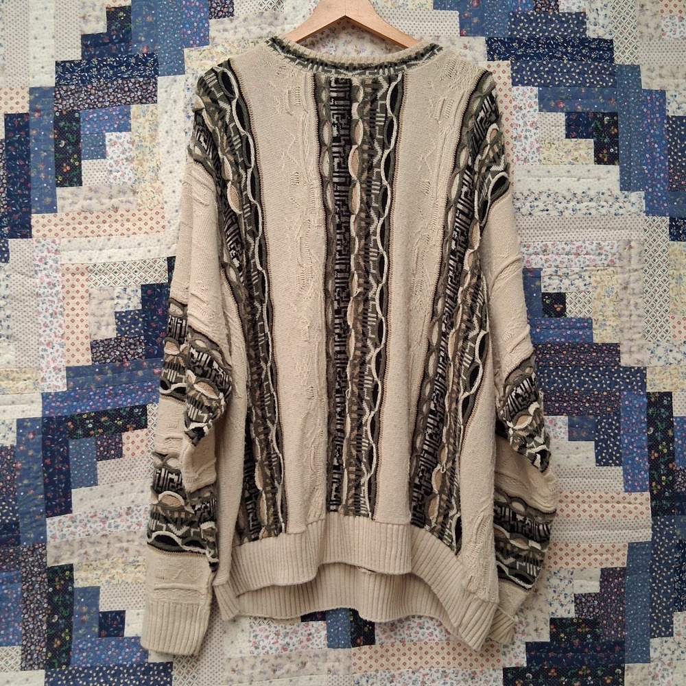 * 3D Textured Chunky Knit Coogie Style Sweater Beige Striped 2XL Oversized - Picture 3 of 9